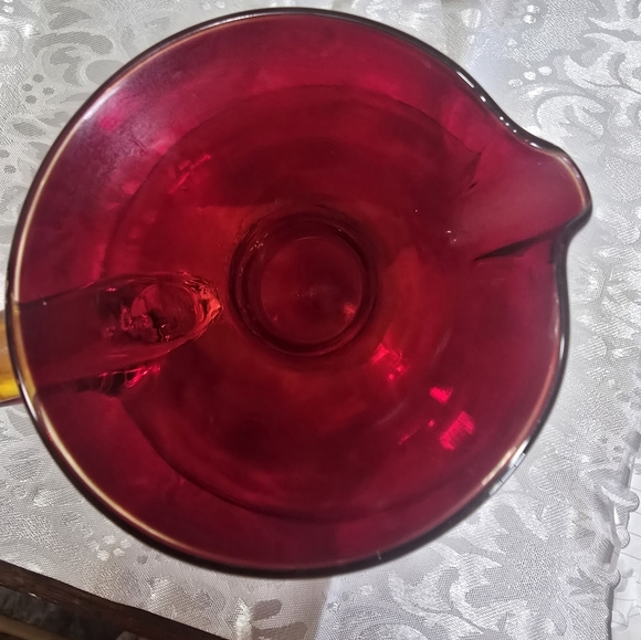 Amberina Glass Elegant Red and Orange Glass Vase - Picture 4 of 5